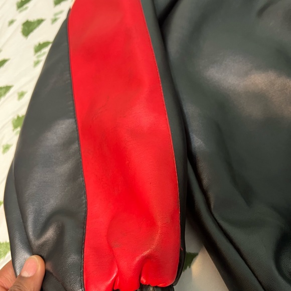 Detroit Red Wings NHL leather bomber jacket Giii - Picture 8 of 11